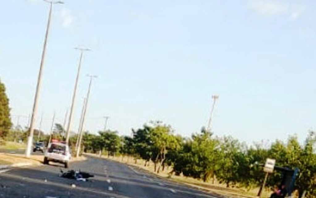 Acidente na zona norte provoca morte de pedestre; motociclista ferido