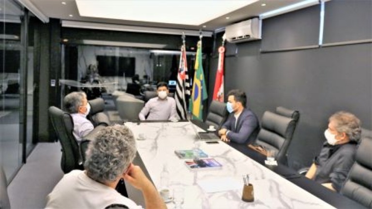 Encontro apresenta zona azul na Acim e serviço ganha apoio de comerciantes