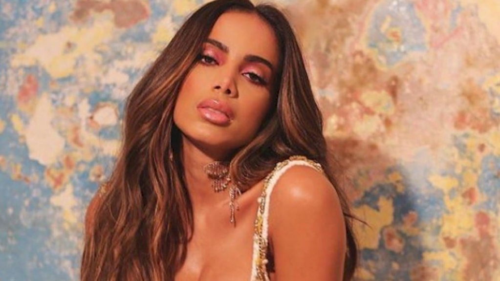 Anitta se apaixona por participante do 'BBB22' e faz lista de pedidos Anitta se apaixona por participante do 'BBB22' e faz lista de pedidos