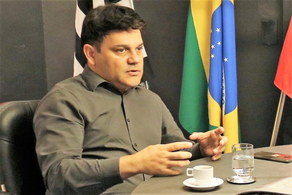 Acim recomenda lojas fechadas no carnaval; serviços públicos vão parar Acim recomenda lojas fechadas no carnaval; serviços públicos vão parar