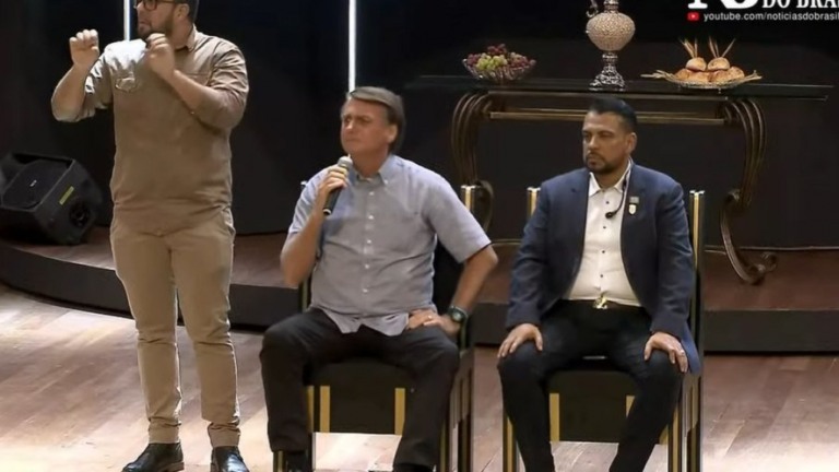 Bolsonaro declara 'guerra à Petrobras' e promete abrir CPI na segunda