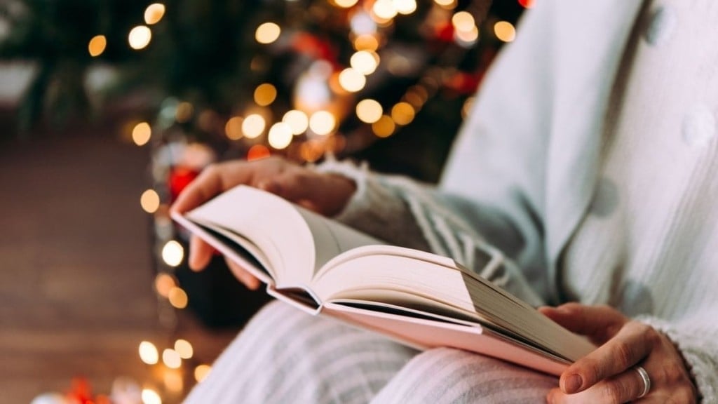 Foto: Reprodução 7 livros aconchegantes perfeitos para ler no Natal