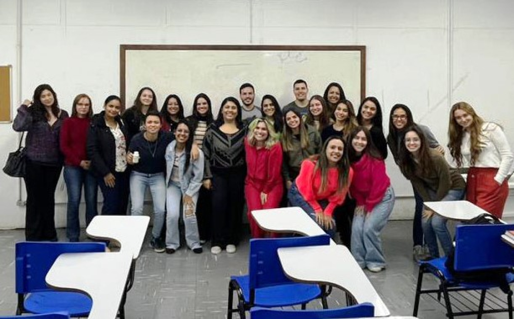 Curso de nutrição da Unimar recebe egressa especialista na área oncológica