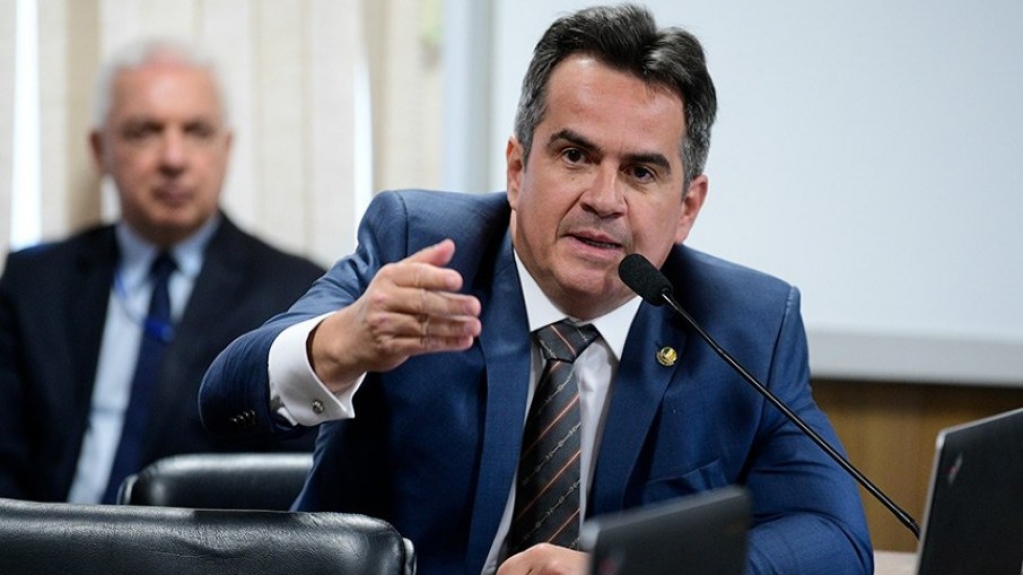 Ciro Nogueira afirma que Lula é uma "ilusão ótica" Ciro Nogueira afirma que Lula é uma "ilusão ótica"
