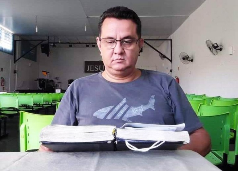 Despedida a pastor Amauri tem comoção e homenagens em Marília