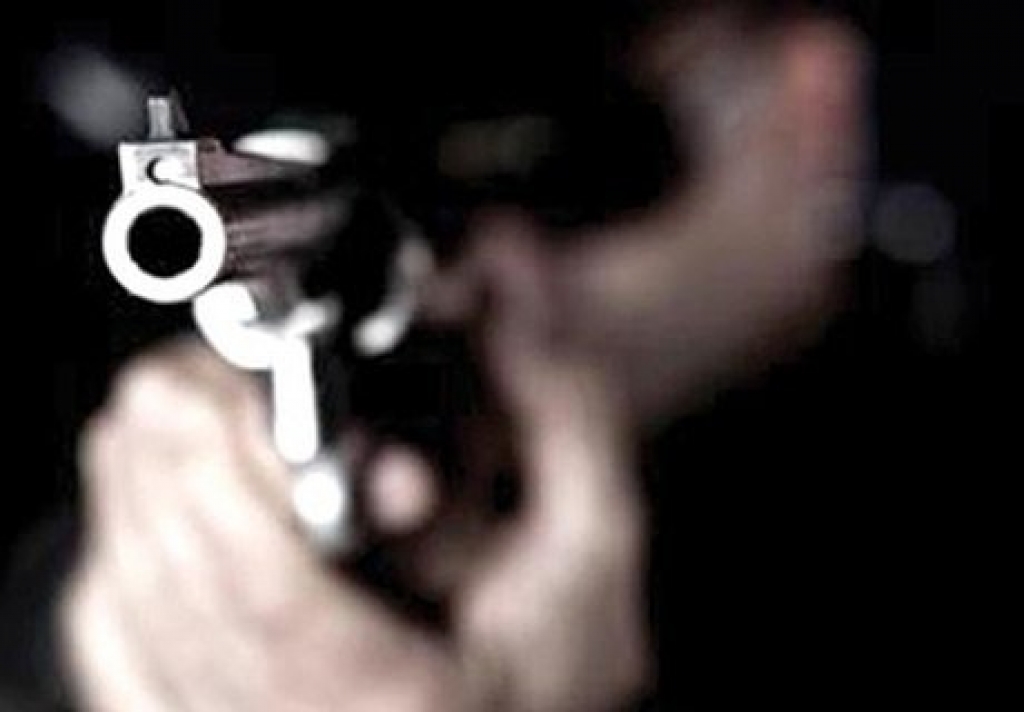 Homem armado assalta loja de conveniência na zona Norte de MarÃlia Homem armado assalta loja de conveniência na zona Norte de MarÃlia