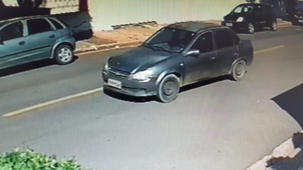 Polícia procura motorista após atropelamento e fuga em Marília; veja vídeo Polícia procura motorista após atropelamento e fuga em Marília; veja vídeo