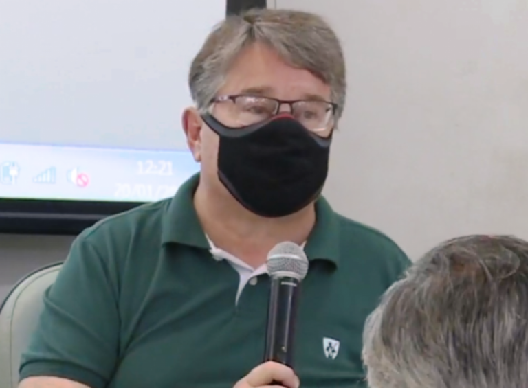 Secretário Cassio Luiz Pinto Júnior durante audiência na Câmara – Reprodução