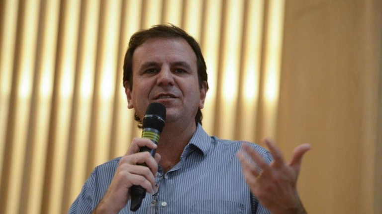 Eduardo Paes chama governo Lula de 'estranho'