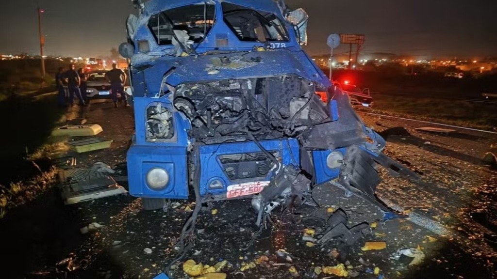 Reprodução – Redes sociais/Polícia Militar Criminosos explodiram dois carros-fortes na região de Cordeirópolis (SP).