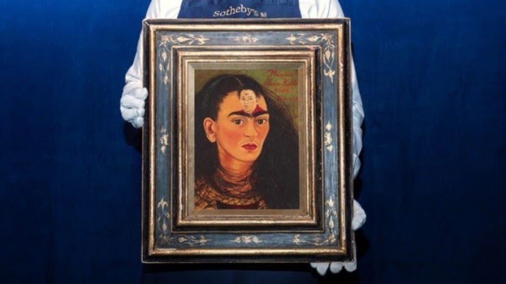 Pintura de Frida Kahlo é arrematada por US$ 35 milhões em leilão