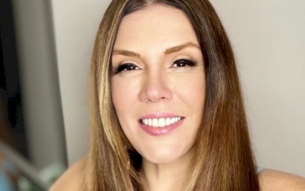 Simony relembra traição de Alexandre Pires com Carla Perez Simony relembra traição de Alexandre Pires com Carla Perez