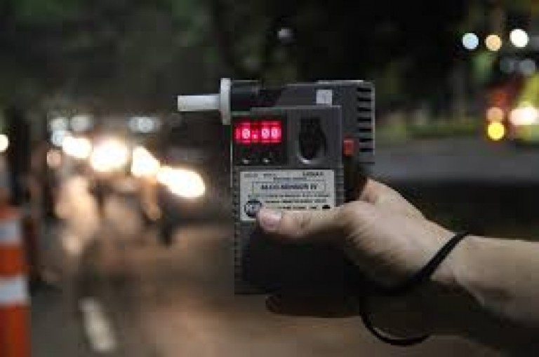 Autônomo é detido por embriaguez após fuga da polícia em Marília