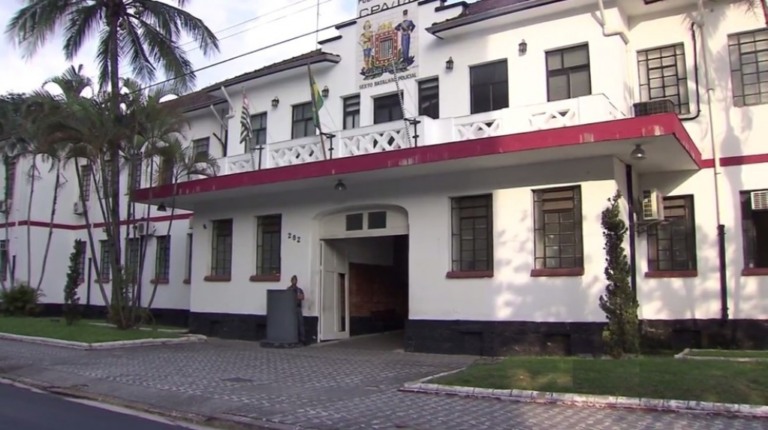 Operação apreende drogas e granadas em quartel do Baep em Santos