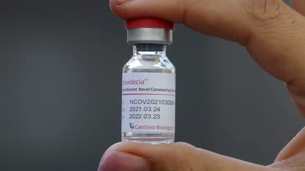 Testes de vacina brasileira contra Covid-19 terão 400 voluntários Testes de vacina brasileira contra Covid-19 terão 400 voluntários