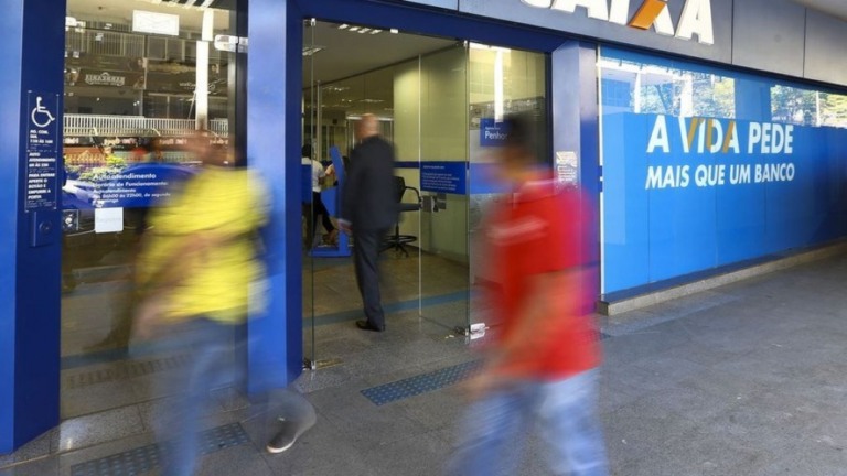 FGTS: trabalhadores nascidos em setembro podem sacar até mil reais