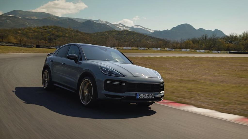 Porsche terá SUV elétrico maior que Cayenne