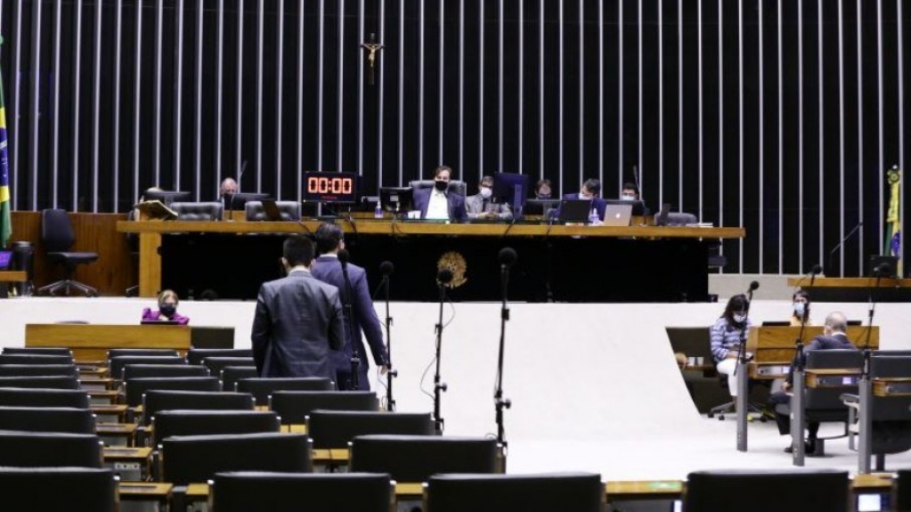 Em relatório preliminar, deputado destina R$ 16,2 bilhões para orçamento secreto