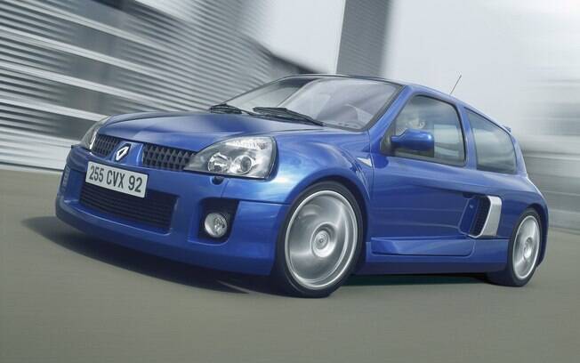 Renault Clio V6