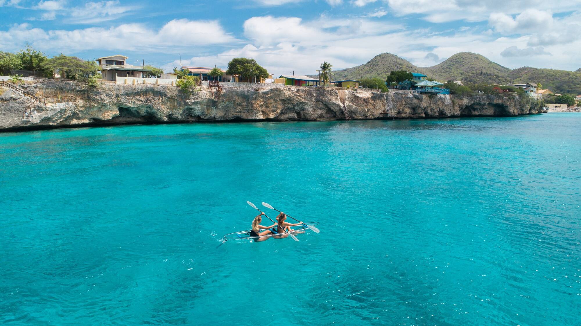 As praias paradisíacas são perfeitas para nadar e relaxar. Foto: Divulgação