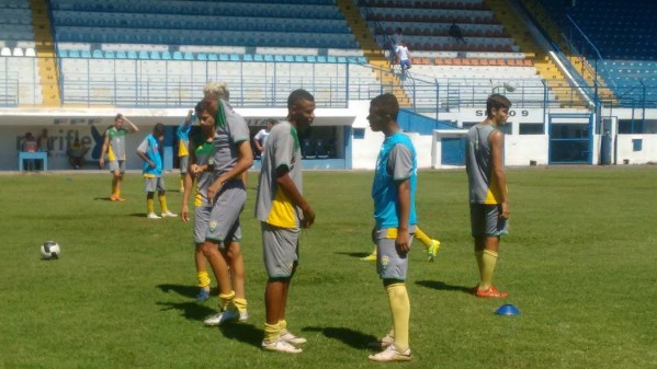 Atlético Marília durante coletivo no Abreuzão – Divulgação