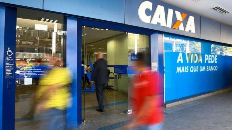 Câmara analisa requerimentos sobre assédio e uso político da Caixa