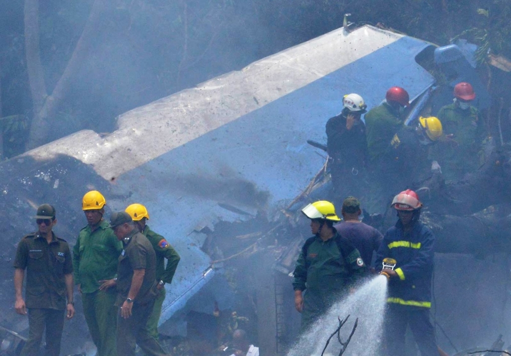 Boeing cai em Cuba com 113 pessoas a bordo