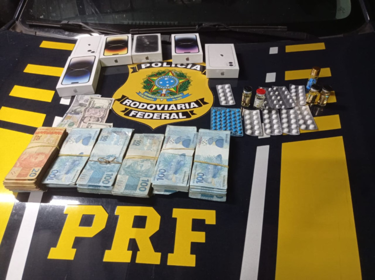 PRF apreende dinheiro, celulares e remédio para disfunção em carro na SP-333