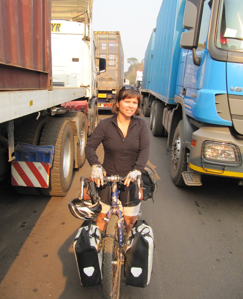 Lucy em bicicleta