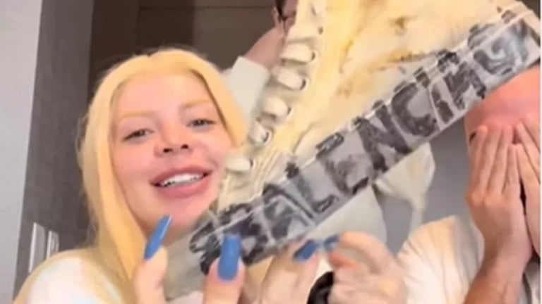 GKay compra tênis detonado da Balenciaga: 'Nem vocês esperavam'