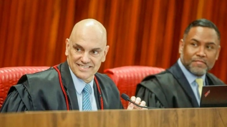 Agência Brasil Moraes se declara impedido de julgar presos por ameaças a sua família