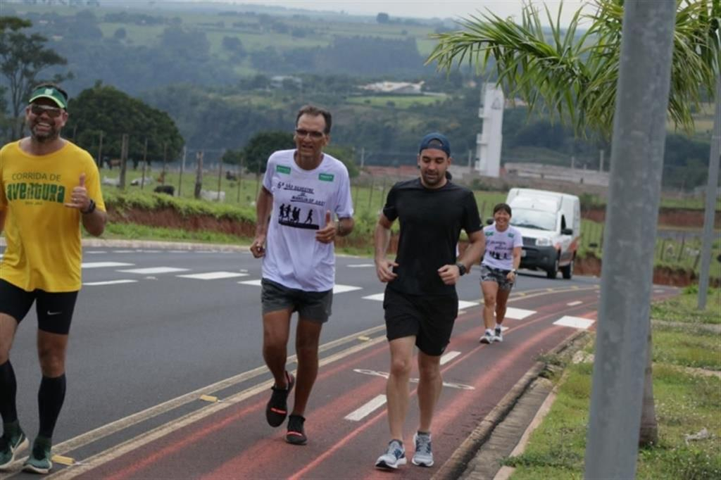 Marília terá Corrida São Silvestre e arrecada alimentos: inscrições abertas