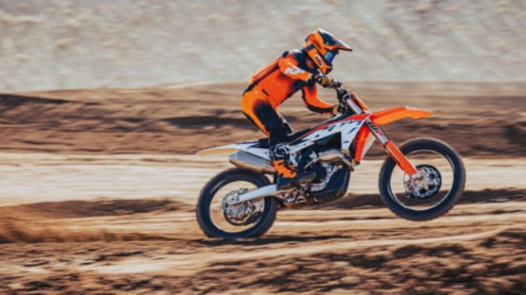 KTM inicia abertura de vendas de motocicletas de motocross 2023