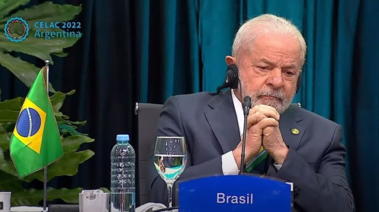 Fernández celebra volta do Brasil à Cúpula da América Latina e Caribe