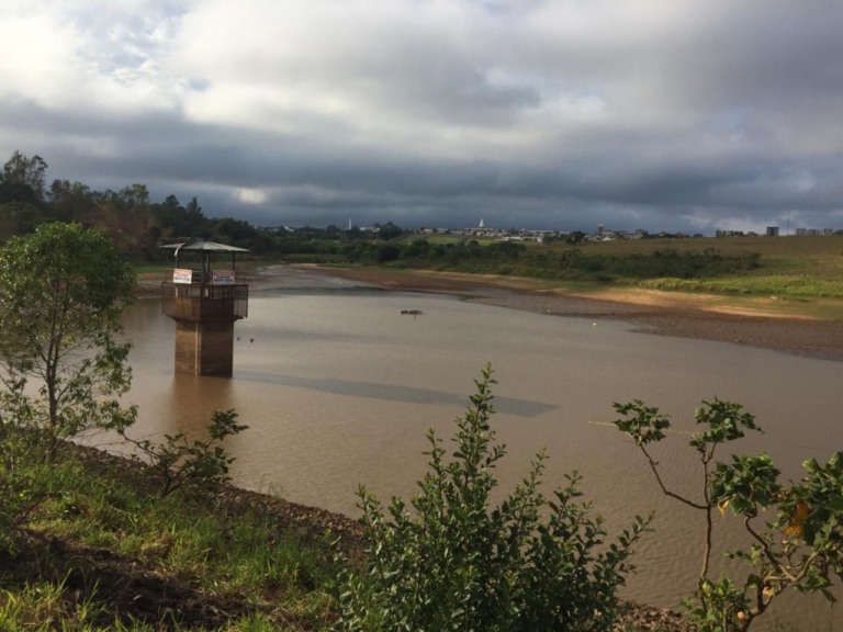 Represa Cascata tem seca histórica sem propostas oficiais de recuperação