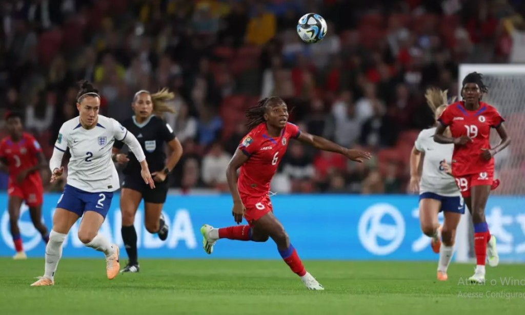 Meninas do Haiti fazem jogo duro, mas Inglaterra vence