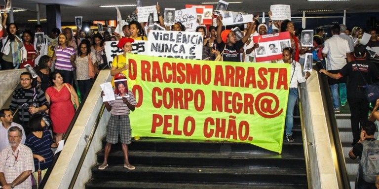 © Mídia