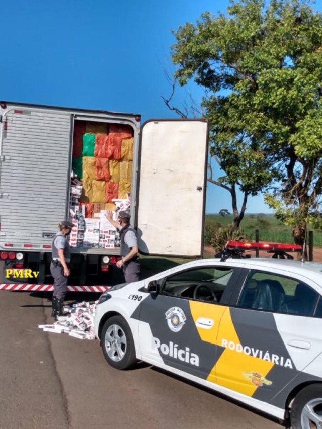 Polícia rodoviária prende carga de cigarros avaliada em R$ 1,5 milhão