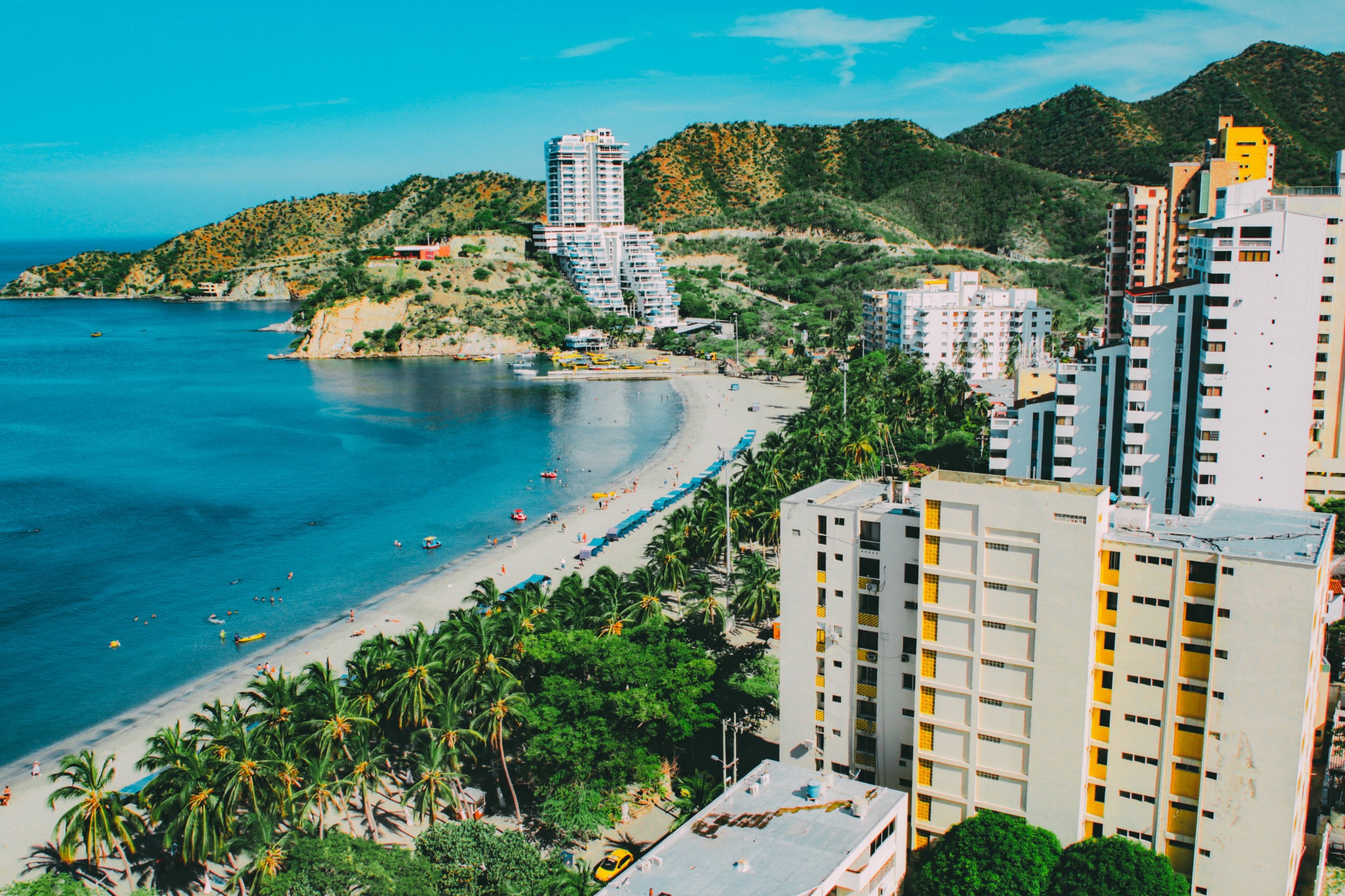 A cidade de Santa Marta é outro bom lugar onde passar o Carnaval, principalmente se você quiser uma vibe como a daqui. Foto: Pexels