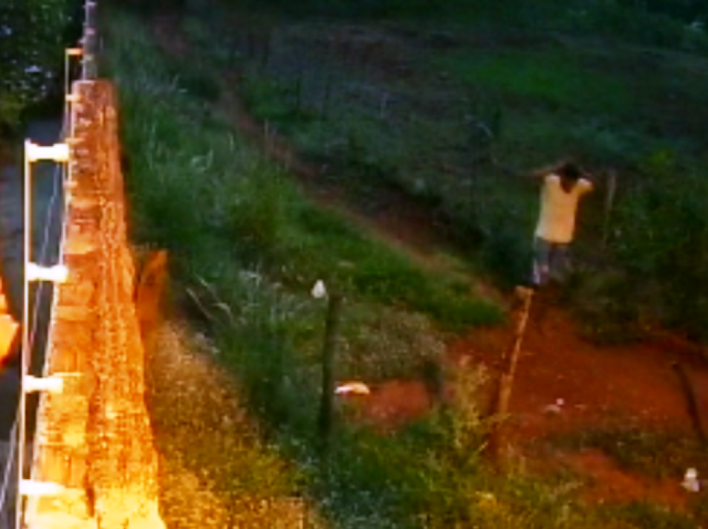 Vídeo mostra morte de foragido em Ourinhos; PM abre nova apuração Vídeo mostra morte de foragido em Ourinhos; PM abre nova apuração