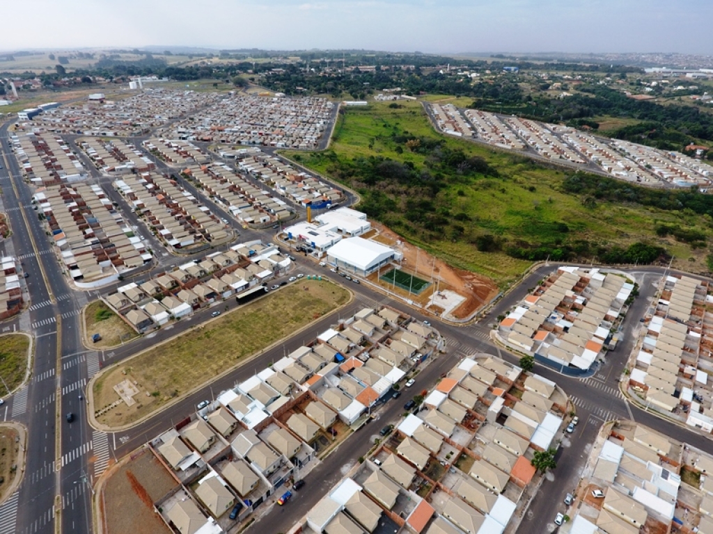 Marília inaugura maior Emei da rede para atender novos bairros ao lado de distrito