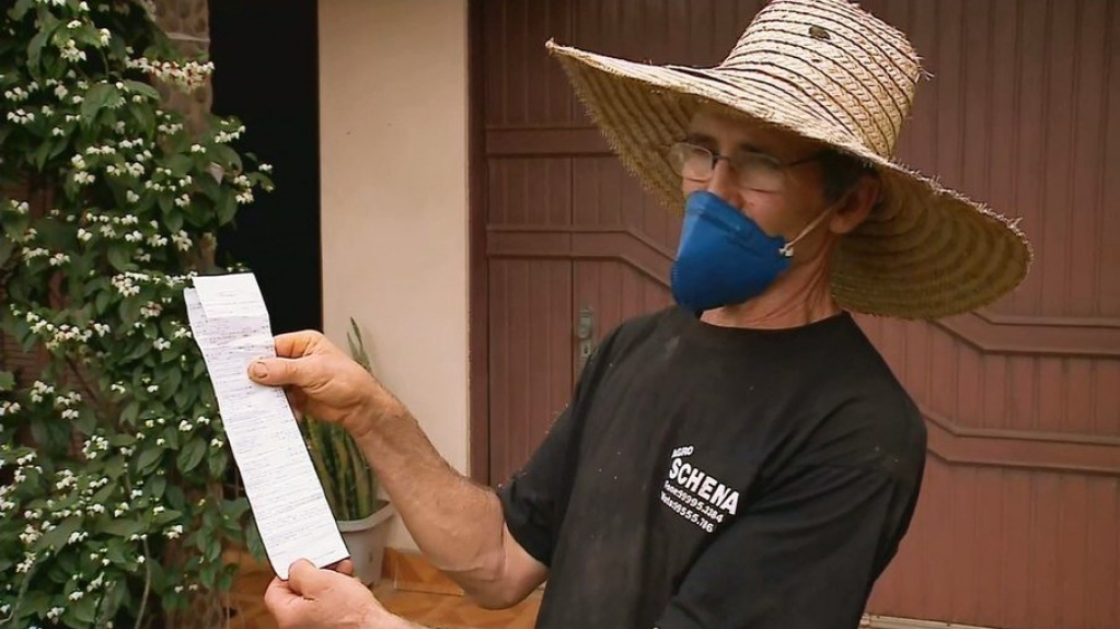 Agricultor devolve R$ 861 mil que recebeu por engano: 'não é meu, não quero'