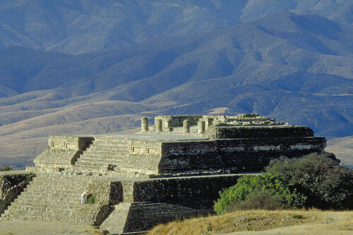 Ruínas Monte Alban, no México. Foto: Reprodução