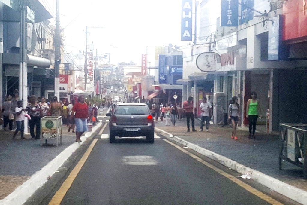 Faturamento do Comércio de Marília bate recorde em dezembro e movimenta R$ 1,6 bi Faturamento do Comércio de Marília bate recorde em dezembro e movimenta R$ 1,6 bi