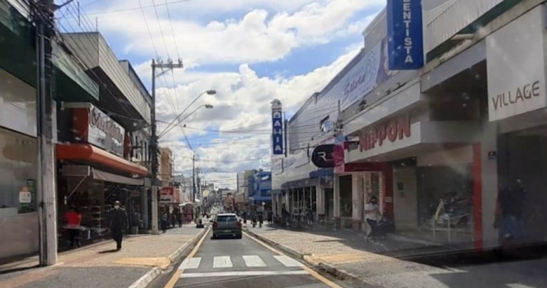 Comércio de Marília muda na segunda; terá até lojas à noite para Dia das Mães