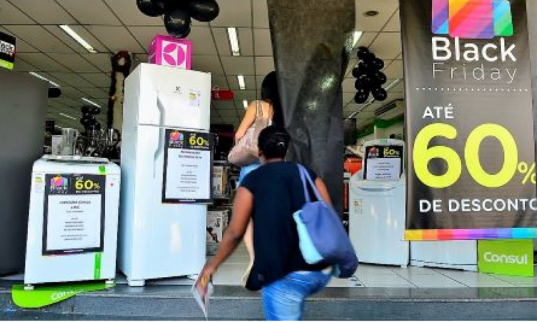 Comércio de Marília terá lojas abertas até 22h na Black Friday