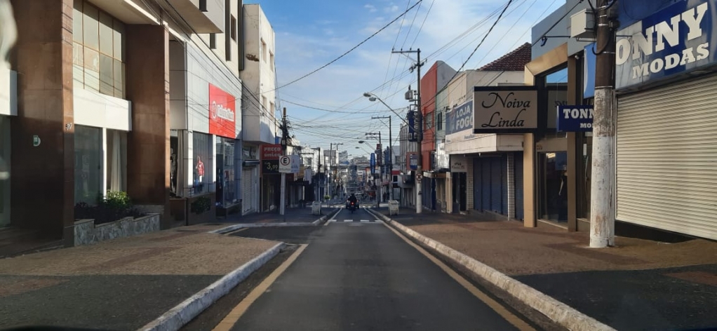 Comércio de Marília fecha após 20 dias; Câmara no TJ liberar lei de abertura