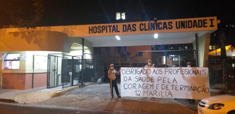 Corintianos de Marília fazem campanha de incentivo a equipes da saúde