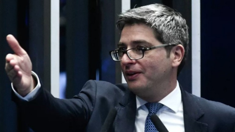 PEC do ICMS no diesel será votada semana que vem, diz líder do governo