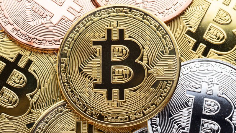 Bitcoin recua com temor sobre nova variante do coronavírus